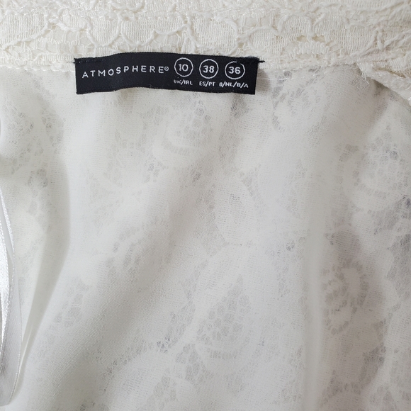 White Lace Outerwear Blazer - Picture 3 of 3